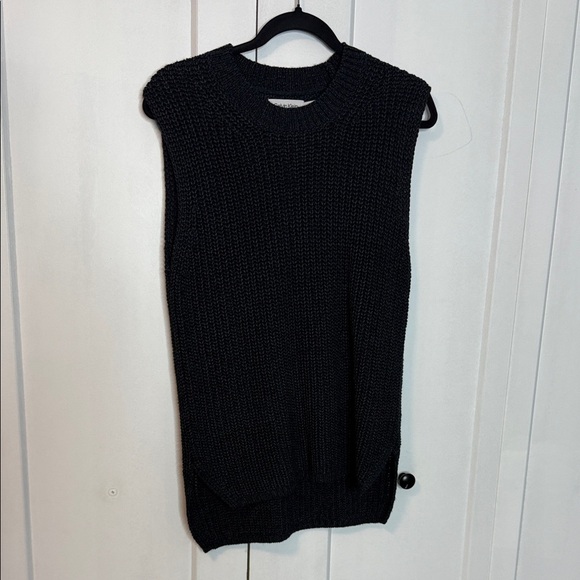 Calvin Klein Grey Sleeveless Knit Top Tunic Style - Small - Picture 1 of 4